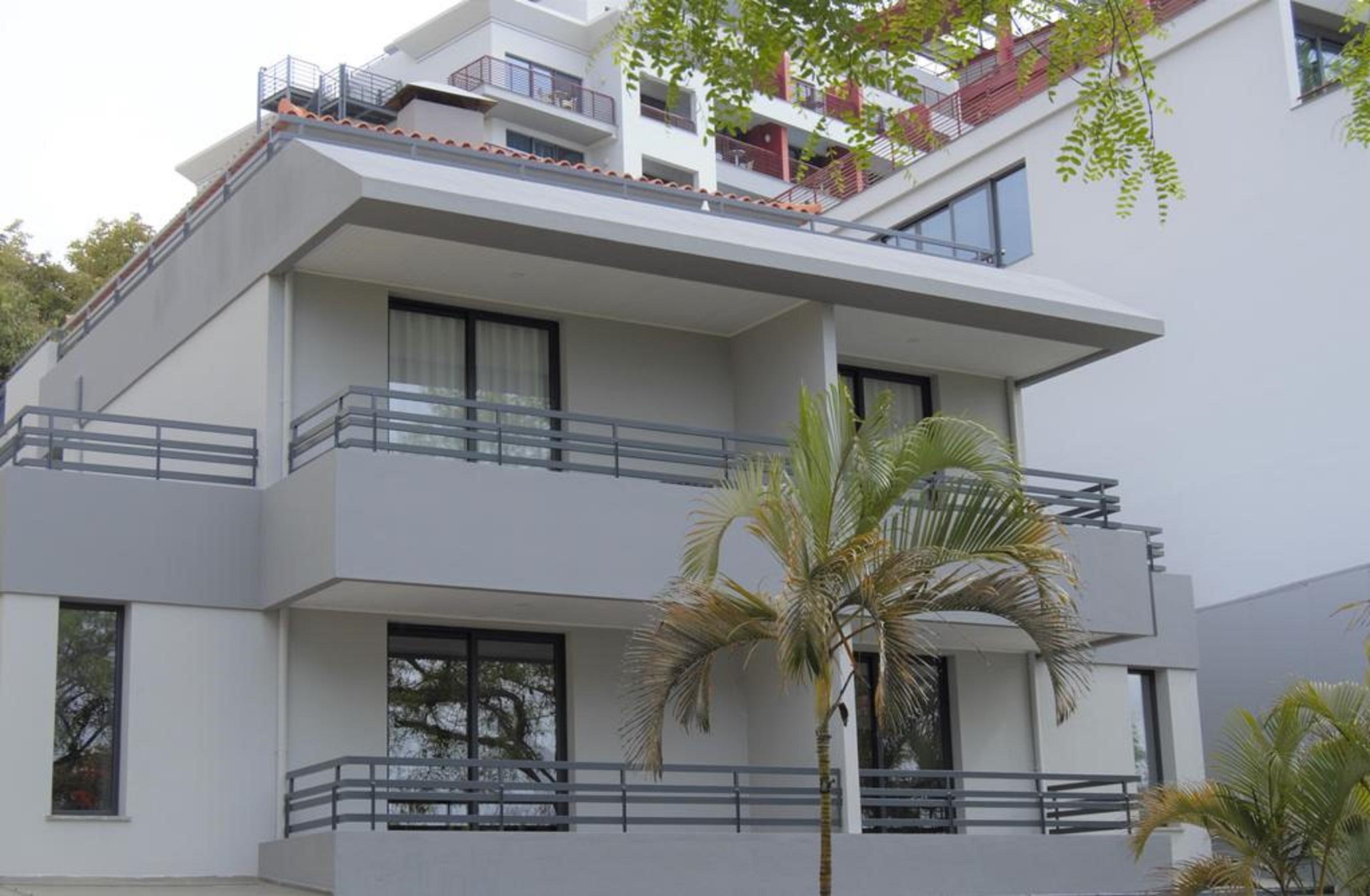 Apartamentos Turisticos Vitoria By Petit Hotels 푼샬 외부 사진