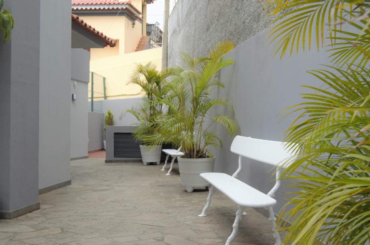 Apartamentos Turisticos Vitoria By Petit Hotels 푼샬 외부 사진